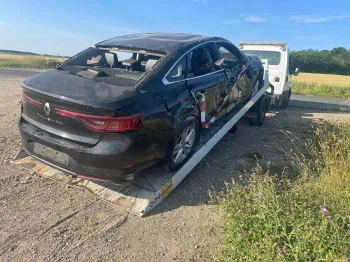 Besoin d'un épaviste pour enlever votre épave vers un centre VHU agrée ?